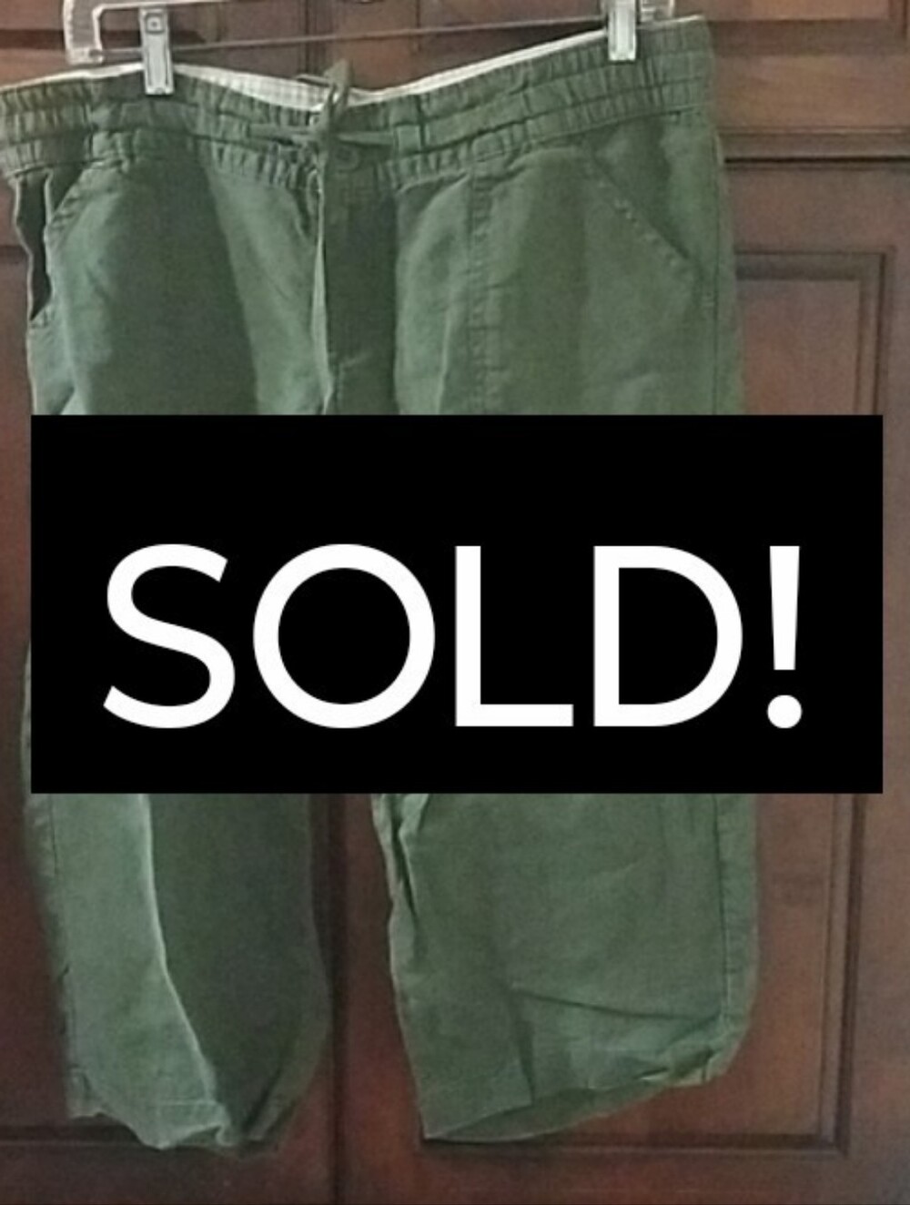 🌹NWOT Old Navy maternity capris size 6